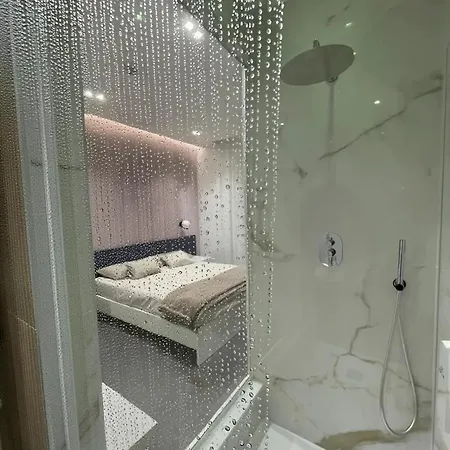 Le Due Muse パガーニ